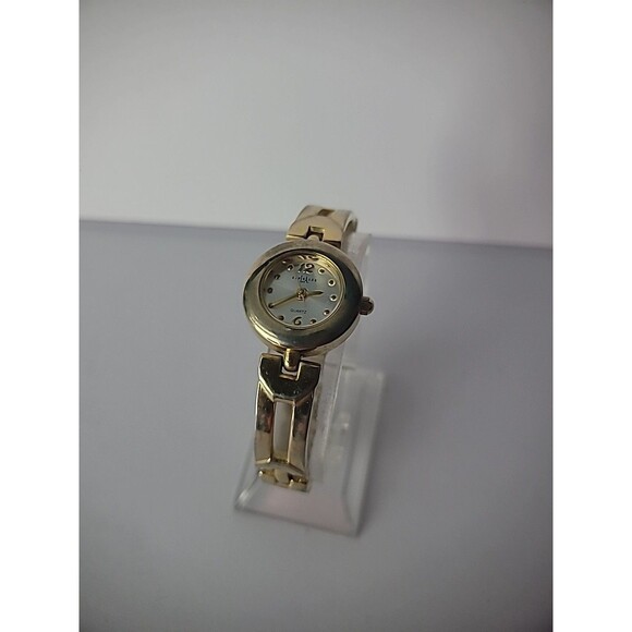 Vintage Express LA Gold Tone Wristwatch Watch Metal Gold Tone Band Clasp - Picture 2 of 11